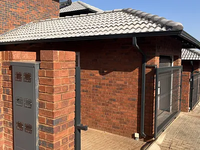 2 Bedroom Apartment To Rent in Krugersdorp - aUDh.webp