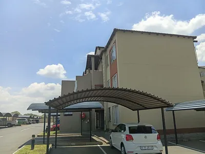 2 Bedroom Apartment To Rent in Pretoria - 6hIo.webp
