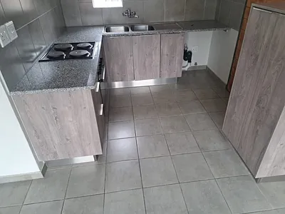 2 Bedroom Apartment To Rent in Pretoria - 6CQW.webp