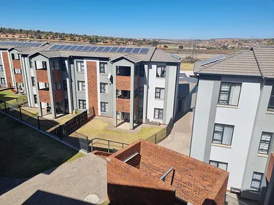 2 Bedroom Apartment To Rent in Centurion - VzY6.webp