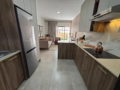 1 Bedroom Apartment To Rent in Centurion - 2SMg.webp