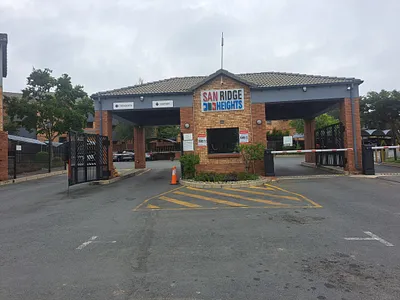 2 Bedroom Apartment For Sale in Midrand - img