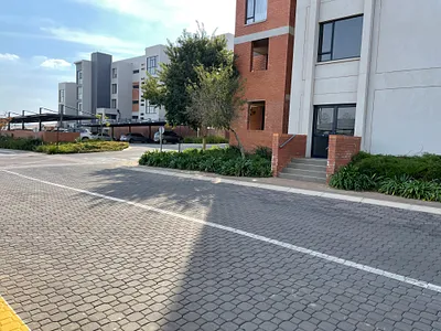 1 Bedroom Apartment To Rent in Pretoria - 2MTu.webp