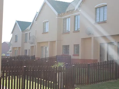 2 Bedroom Apartment To Rent in Kempton Park - img