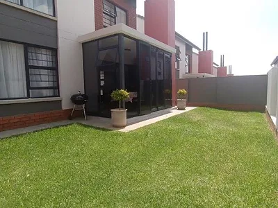 3 Bedroom Apartment For Sale in Centurion - OQen.webp