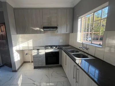 3 Bedroom Townhouse For Sale in Randburg - wPvB.webp