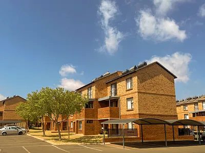 2 Bedroom Apartment To Rent in Pretoria - rJMx.webp