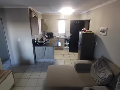 2 Bedroom Apartment For Sale in Centurion - vB9d.webp