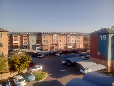 2 Bedroom Apartment To Rent in Pretoria - eeZd.webp
