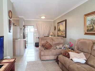 2 Bedroom Apartment To Rent in Pretoria - oPLT.webp