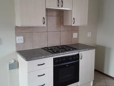 1 Bedroom Apartment To Rent in Kempton Park - 7Hu6.webp