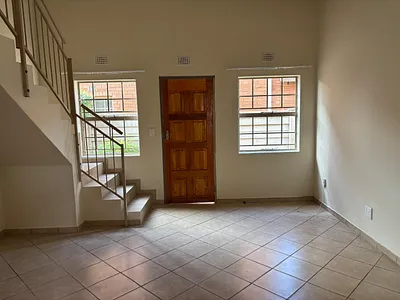 3 Bedroom Townhouse To Rent in Akasia - 7BPQ.webp