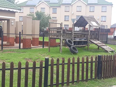 2 Bedroom Apartment For Sale in Kempton Park - bdjt.webp