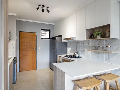 2 Bedroom Apartment To Rent in Midrand - yRCS.webp
