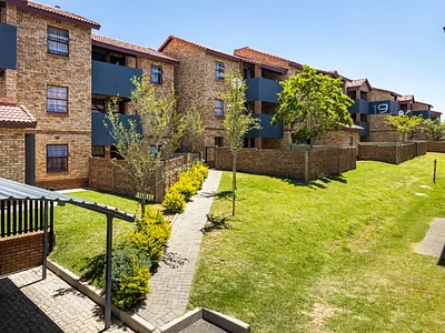 2 Bedroom Apartment To Rent in Midrand - zyMU.webp