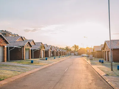 3 Bedroom Apartment To Rent in Pretoria - 7qal.webp