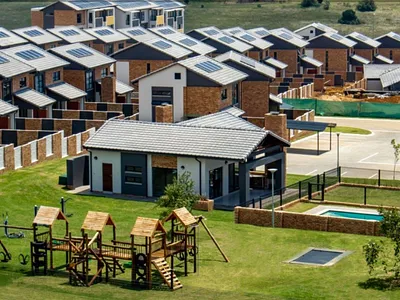 2 Bedroom Apartment To Rent in Centurion - LM5W.webp