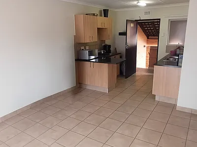 2 Bedroom Apartment For Sale in Pretoria - ov6A.webp