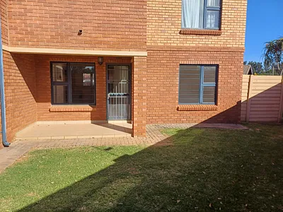2 Bedroom Apartment To Rent in Pretoria - mBqQ.webp