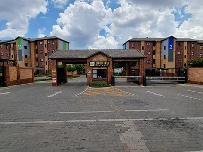 2 Bedroom Apartment To Rent in Pretoria - YtgJ.webp
