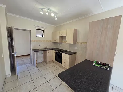 1 Bedroom Apartment To Rent in Pretoria - 6owo.webp