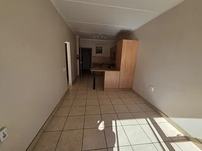 1 Bedroom Apartment To Rent in Pretoria - M9wR.webp