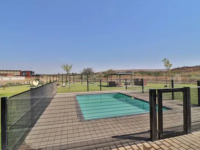 3 Bedroom Apartment To Rent in Pretoria - LiuH.webp