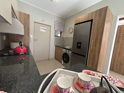 1 Bedroom Apartment To Rent in Pretoria - eYuM.webp