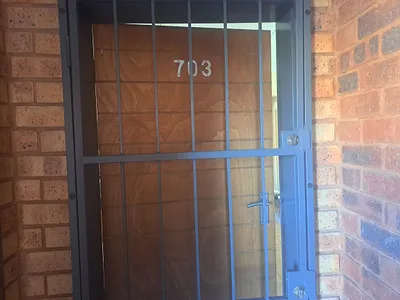 2 Bedroom Apartment For Sale in Johannesburg - img