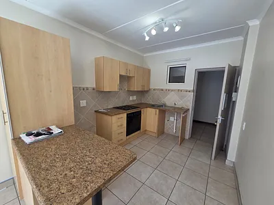 1 Bedroom Apartment To Rent in Pretoria - QrYO.webp