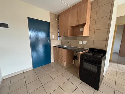 2 Bedroom Apartment To Rent in Akasia - SGmD.webp