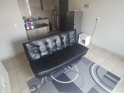 2 Bedroom Apartment For Sale in Pretoria - 7lkZ.webp