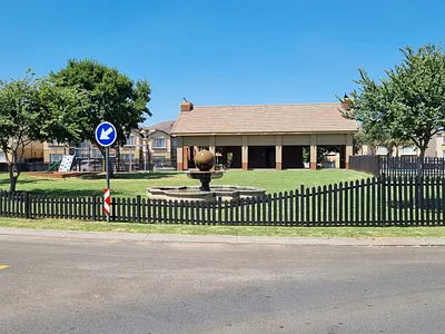 2 Bedroom Apartment To Rent in Witbank - 47Yl.webp
