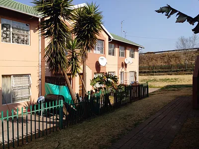 2 Bedroom Apartment To Rent in Germiston - LgkK.webp