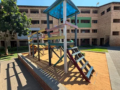 2 Bedroom Apartment For Sale in Pretoria - jNL2.webp