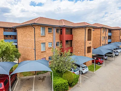 2 Bedroom Apartment For Sale in Centurion - bxMU.webp