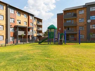 2 Bedroom Apartment To Rent in Centurion - CkxE.webp