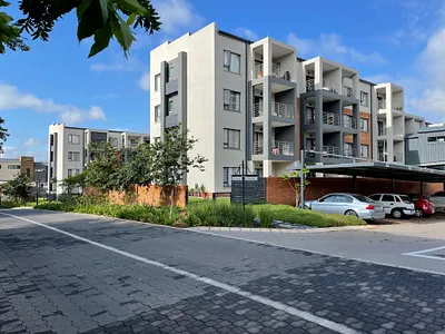 2 Bedroom Apartment For Sale in Pretoria - rFkj.webp