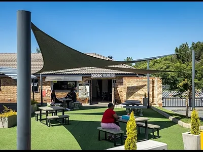 2 Bedroom Apartment For Sale in Midrand - 7mmg.webp