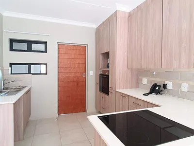 1 Bedroom Apartment To Rent in Pretoria - kZQG.webp