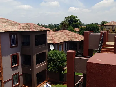 2 Bedroom Apartment To Rent in Germiston - 27oL.webp