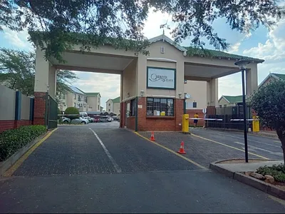 2 Bedroom Apartment For Sale in Kempton Park - AiUA.webp