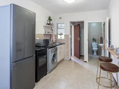 1 Bedroom Apartment To Rent in Midrand - xccG.webp