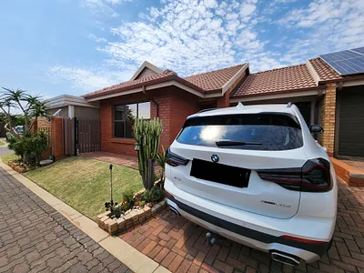 2 Bedroom Townhouse For Sale in Centurion - r21G.webp