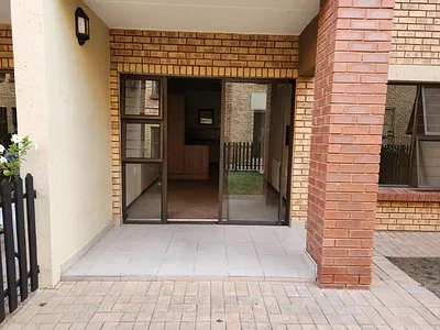 1 Bedroom Apartment For Sale in Randburg - js8F.webp