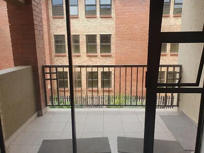 2 Bedroom Apartment For Sale in Randburg - Q9Bh.webp