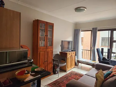 1 Bedroom Apartment For Sale in Sandton - 8oEr.webp