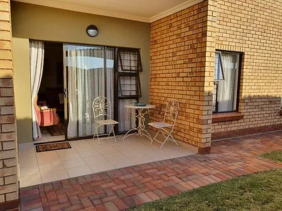 2 Bedroom Apartment For Sale in Centurion - kser.webp