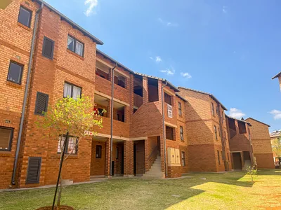 2 Bedroom Apartment To Rent in Pretoria - hzMl.webp