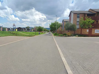 2 Bedroom Apartment For Sale in Johannesburg - 8yEm.webp